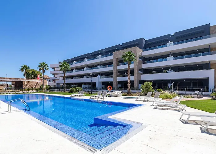 3-Bedroom Penthouse With Private Roof Terrace And Fantastic View