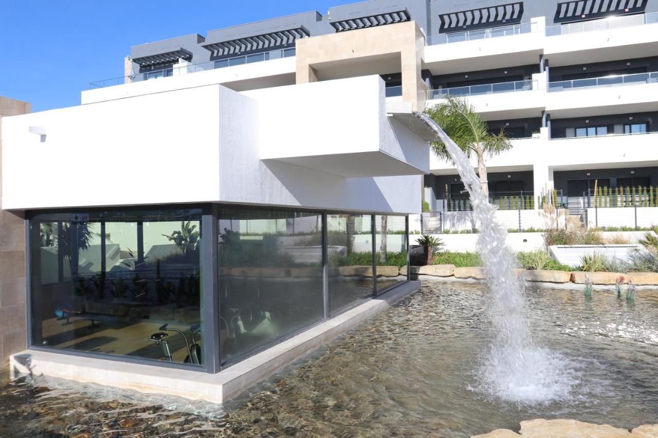 3-bedroom Penthouse With Private Roof Terrace And Fantastic View *