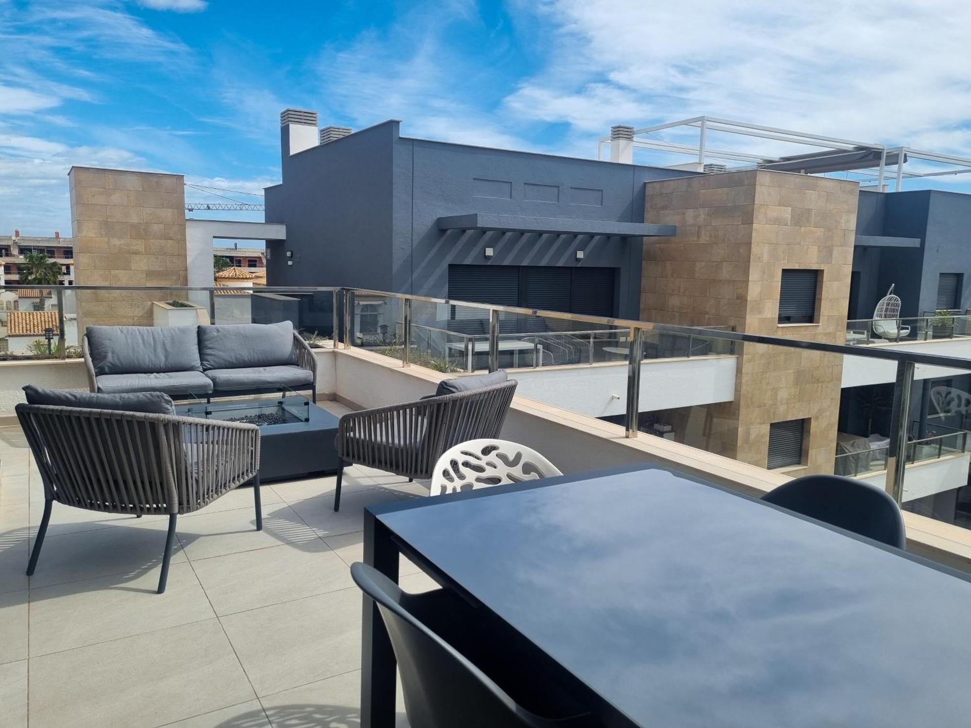 3-bedroom Penthouse With Private Roof Terrace And Fantastic View Orihuela